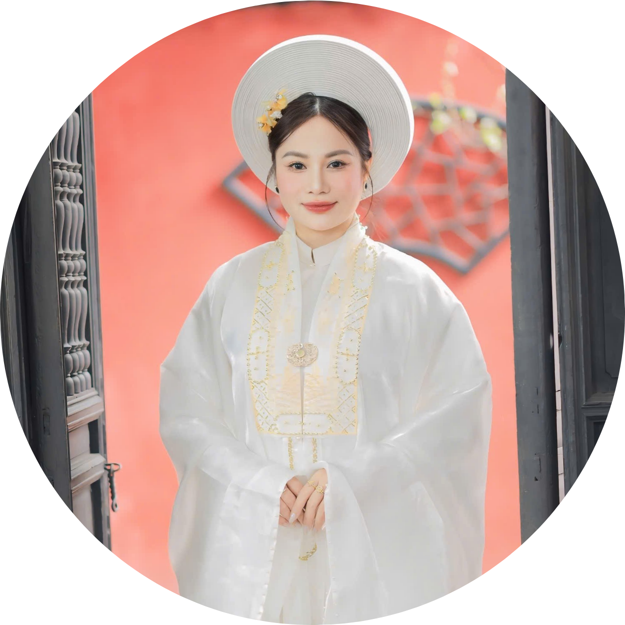 Co-Founder Quỳnh Moon — Kim Tâm Cát